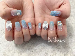 ネイル 岡本 友恵のネイルデザイン