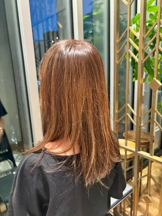 セミロング カラー THETAふじみ野店所属・金井 智也のヘアスタイル