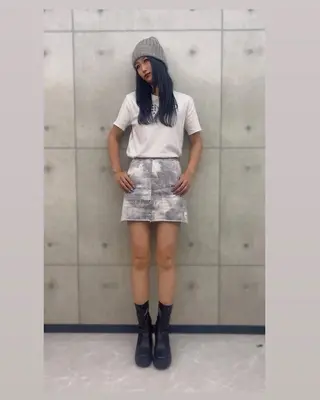 ロング カラー UNDER vr 【アンダーバー】のヘアスタイル