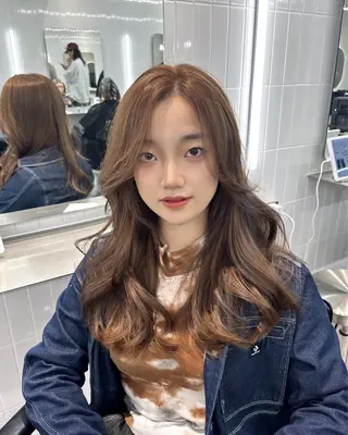 セミロング emi 韓国ワンホンヘアのヘアスタイル