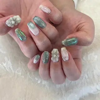 ネイル 河野 弥月のネイルデザイン