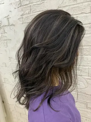 セミロング 🇺🇸ハイライト特 化美容師🇺🇸漆沢のヘアスタイル