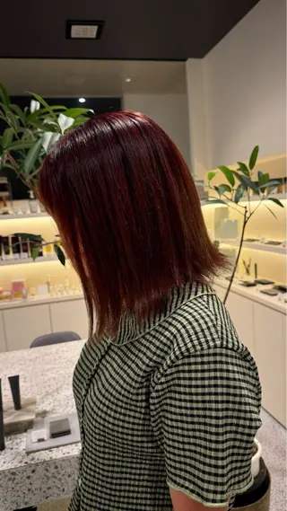 ミディアム カラー 中野 遥のヘアスタイル