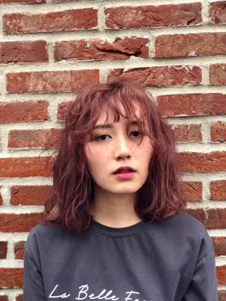 ミディアム 野中 圭秋のヘアスタイル