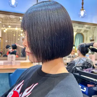 ミディアム 髪質改善【縮毛矯正】 美髪ボブを量産する人のヘアスタイル