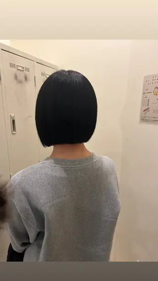 ミディアム 水木 里咲のヘアスタイル