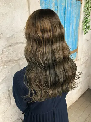 ロング カラー 佐久間 広祐のヘアスタイル