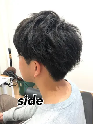 ショート カラー メンズ 細沼 葵のヘアスタイル