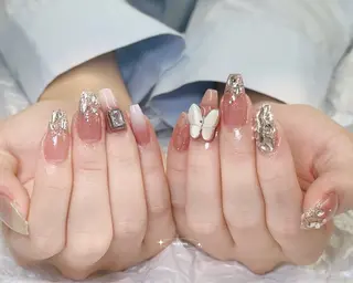 ネイル RINA 🤍のネイルデザイン