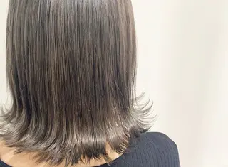 セミロング カラー あべ ゆうかのヘアスタイル