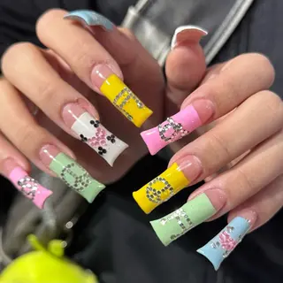 ロング 小川 柚香のネイルデザイン