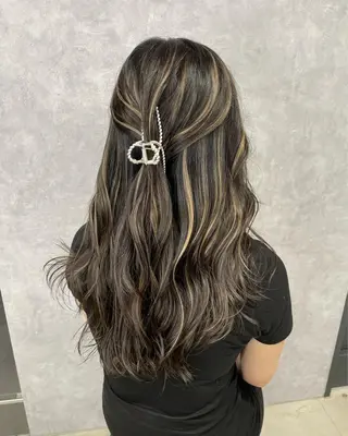 ロング カラー LUXBE LUCE 那覇小禄イオン店所属・LUXBE LUCE ひなののヘアスタイル