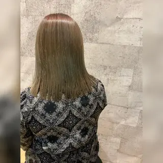 ミディアム カラー i.+sapporo所属・ショート/レイヤー /札幌/小山内のヘアスタイル