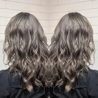 ミディアム カラー ヘアアレンジ 髪質改善×ハイトーン 中田啄也のヘアスタイル