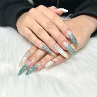 ネイル 【Laule‘a 】のネイルデザイン