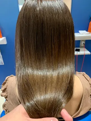 セミロング カラー ヘアアレンジ 🎨カラー満足度 500%💫ヅル💫のヘアスタイル