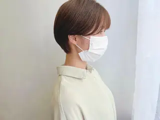 ショート カラー タカハシ ハヤトのヘアスタイル