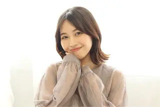 ミディアム 山﨑彩乃 🫧 縮毛矯正のヘアスタイル