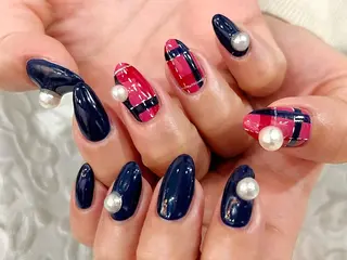ネイル nailsalon Mirrorのネイルデザイン
