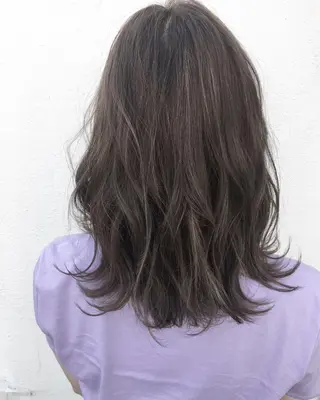 ミディアム カラー OFF YUYAのヘアスタイル