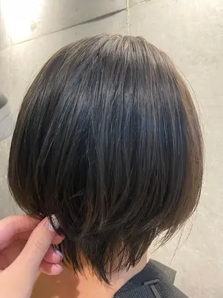 ショート カラー 👒oikawa kaede🍃のヘアスタイル