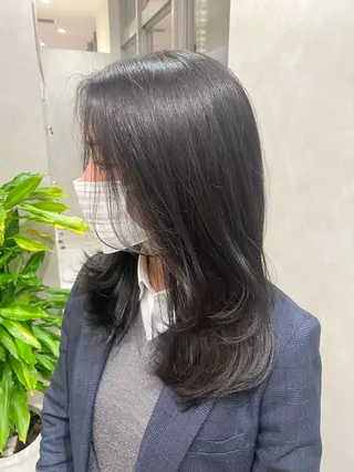 セミロング カラー 韓国ヘア・カラー 🩵SHIZUKUのヘアスタイル