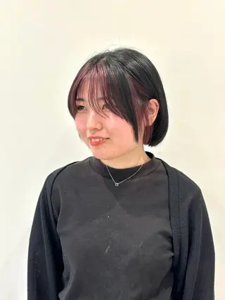 ショート カット/カラー/ パーマ新居見奈央のヘアスタイル