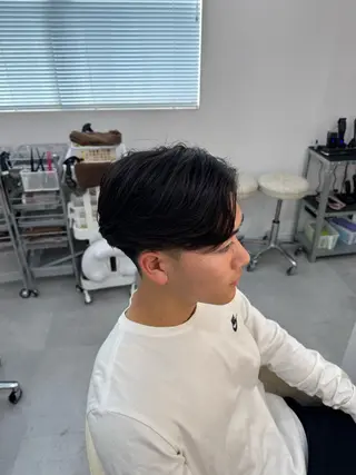 メンズ R BEAUTY MAIのヘアスタイル