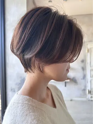 ショート カラー nari ☺︎ ボブ/透明感カラーのヘアスタイル