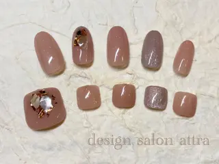 ネイル デザインサロン attra 本八幡店のネイルデザイン