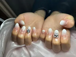 ミディアム renard.所属・nail salon Renardのネイルデザイン