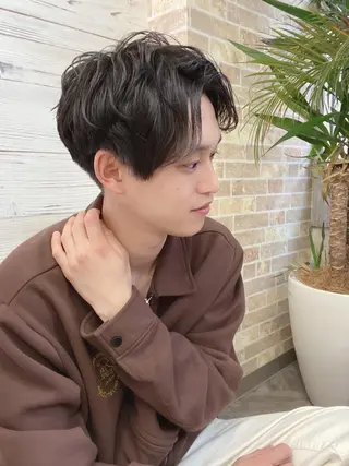 ショート カラー パーマ メンズ アイブロウ LAVENDIA 初音のエステ・リラクイメージ