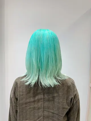 ミディアム コクブ アキヨのヘアスタイル