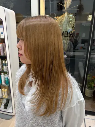 ロング R u i /透明感カラーのヘアスタイル