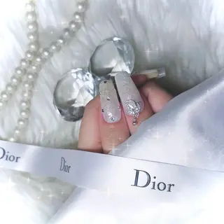 ネイル élu by Noriko 前原のネイルデザイン