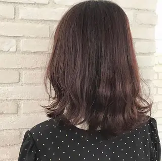 ミディアム 伊 杏のヘアスタイル