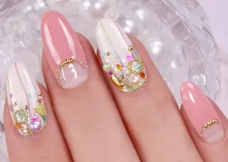 ミディアム SyiSyu 梅田店のネイルデザイン