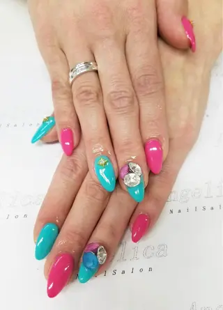 ネイル Angelica ネイリストのネイルデザイン