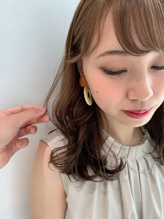 セミロング カラー 🌟美髪矯正🌟 吉田冴一のヘアスタイル