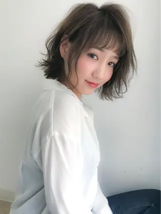 ミディアム 💫カットはなんでも 得意です✂️のヘアスタイル