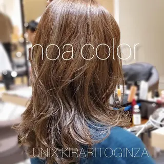 セミロング カラー 岡本 尚樹のヘアスタイル