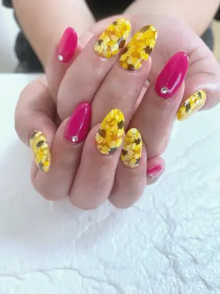 ネイル 7e. Nailのネイルデザイン