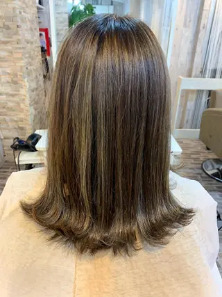 ミディアム カラー ✨【店長】Lily. 北千住Seina✨のヘアスタイル