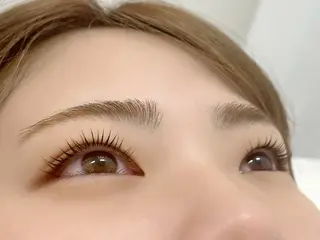 マツエク・マツパ 髪質改善 Vingt-cinq (K)【ヴァンサンク】所属・kaori　Rire 🌻まつげサロンのマツエク・マツパデザイン