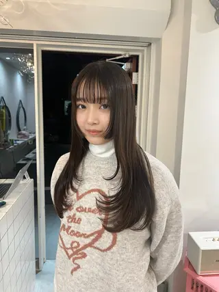 ロング toko / ブリーチなしカラーのヘアスタイル