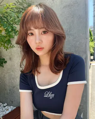 ミディアム カラー 韓国JUNOヘア narumi‎🤍のヘアスタイル