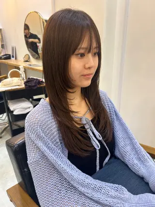 ロング CARICIA 白木 由里加のヘアスタイル