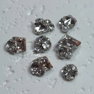 ネイル 🌻FAN'S STUDIO池袋🌻のネイルデザイン