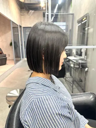 ショート Misora/ボブ/ レイヤー/艶カラーのヘアスタイル