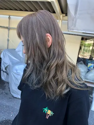 セミロング カラー レイヤーカット匠 イソザキノリユキのヘアスタイル